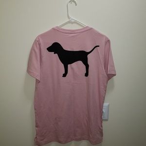 Pink v.s tee.
